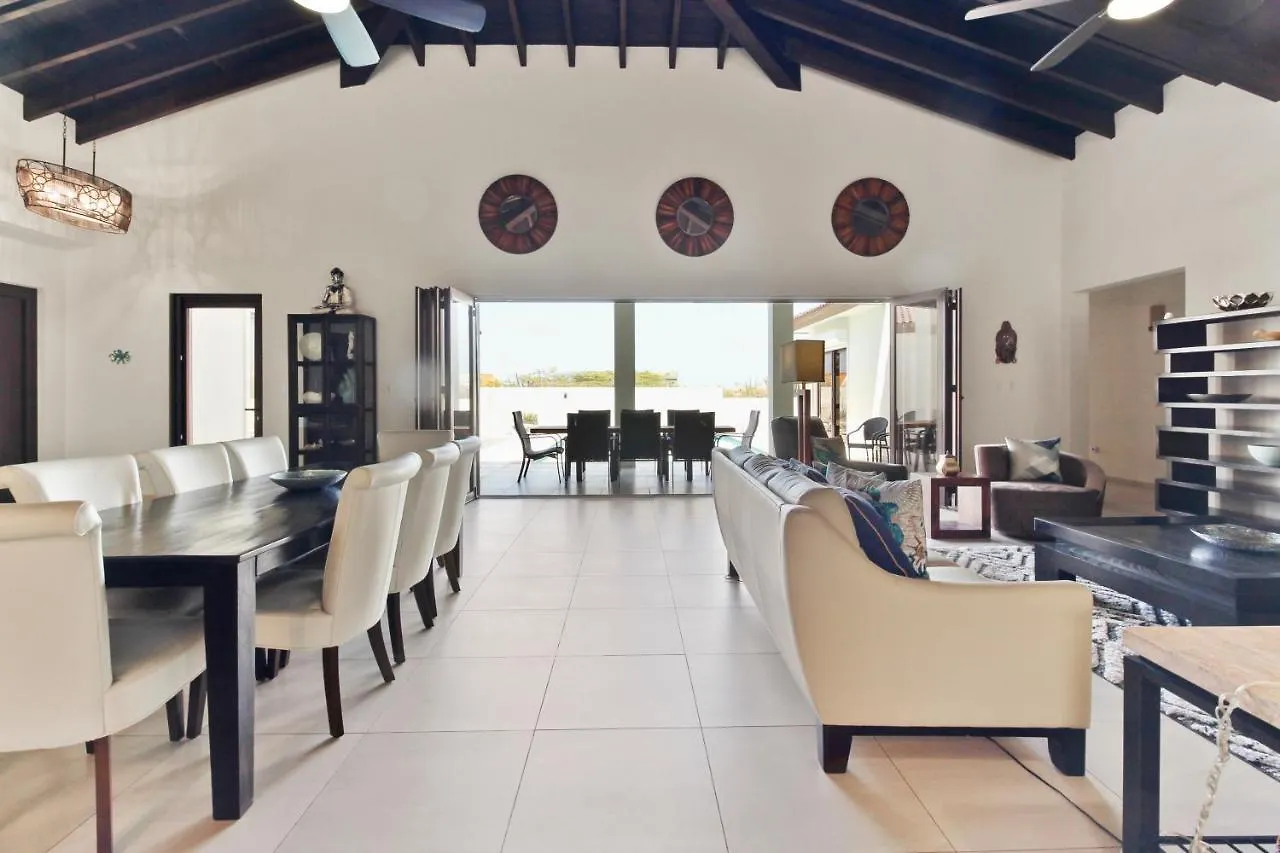 Arashi Palm Villa Noord